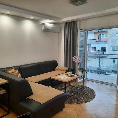 Apartman Nk Apartamento Nikšić Exterior foto
